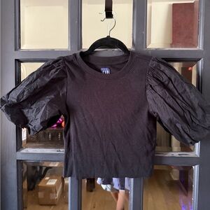 GAP Black Puff Sleeve Top